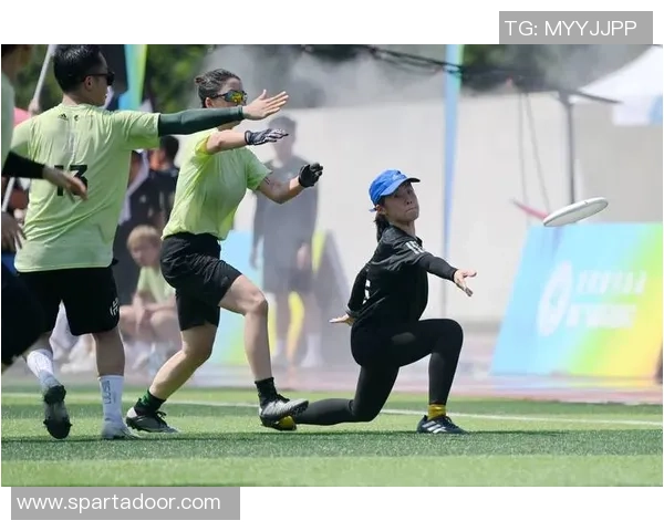 西安飞盘队边路渗透战术革新探讨与实践分析